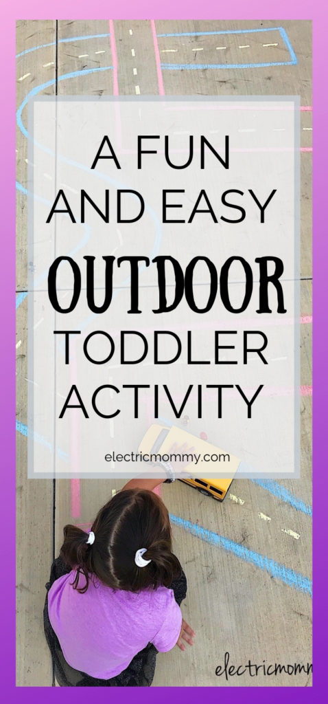 This is such an easy activity to help them set up! Read on for a fun outdoor activity for your preschooler. Fun Outdoor Toddler Activity | Outdoor Activity for Toddler | Toddler Outdoor Activity Ideas | Outdoor Activities for Kids | Fun Activities for Kids #toddleractivities #kidactivities #preschoolactivities #outdooractivities #ad #cbias #playwithplaymobil