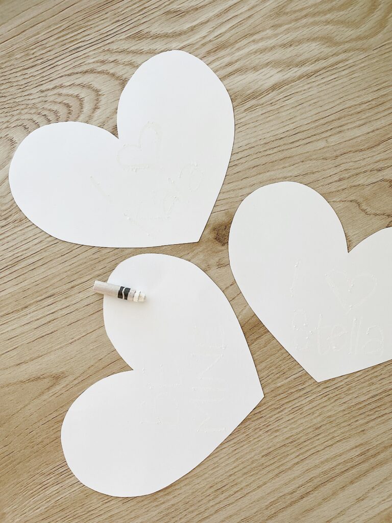 DIY Heart Garland | Valentine's Day Crafts for Kids | Valentine's Day Activities | VDay Activities for Kids #diy #valentinesdaycraft